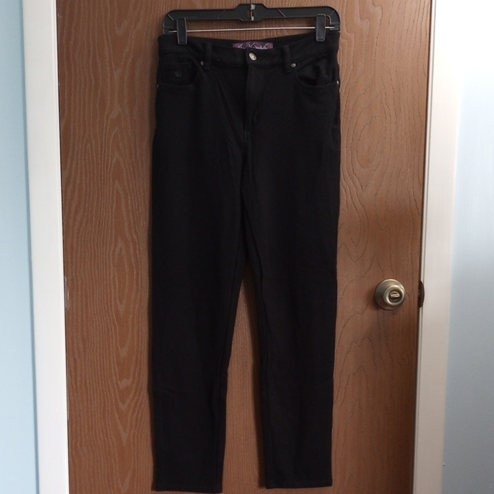 [19] Gloria Vanderbilt Black Skinny Jeans